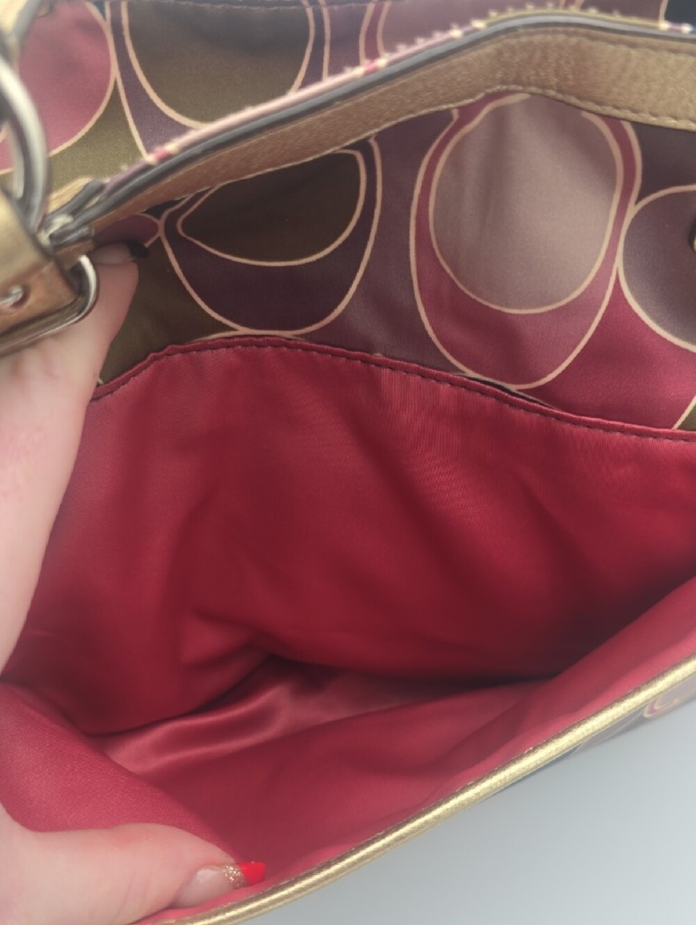Coach Poppy Multicolor Signature Sateen Large Tote W/ Gold Metallic Trim (EUC)✨️ - Picture 14 of 15